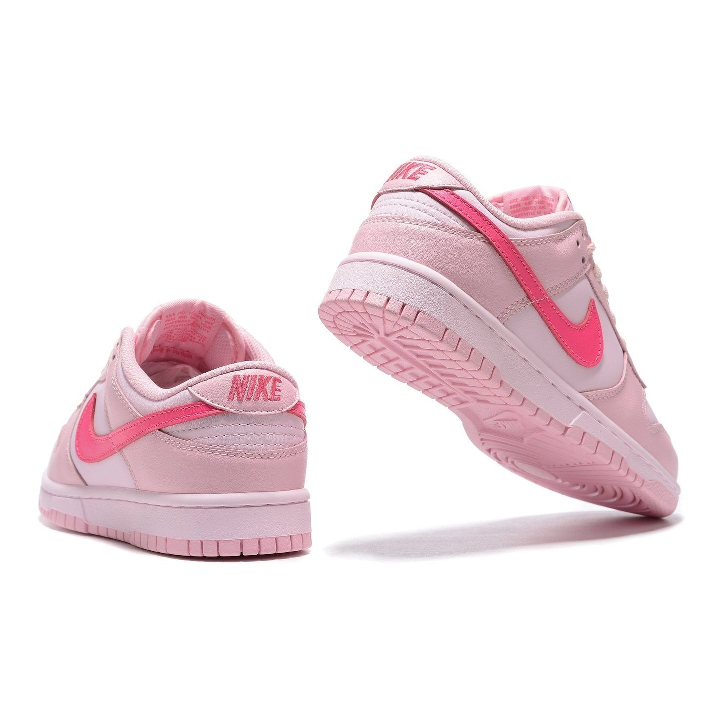 NIKE DUNK LOW x TRIPLE PINK