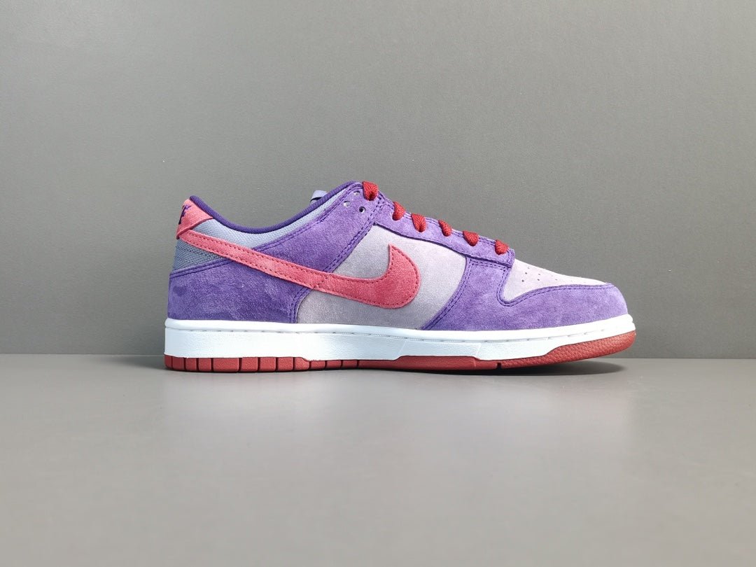 NIKE DUNK x PLUM