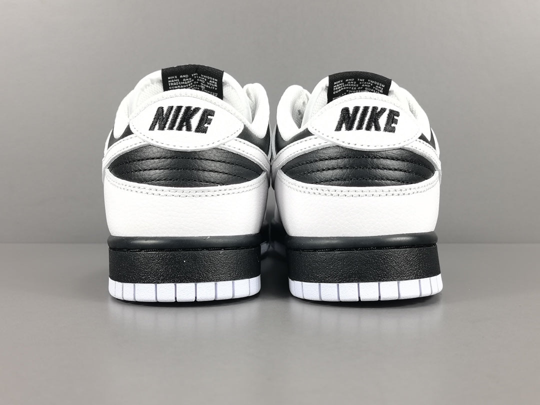 NIKE DUNK x REVERSE PANDA