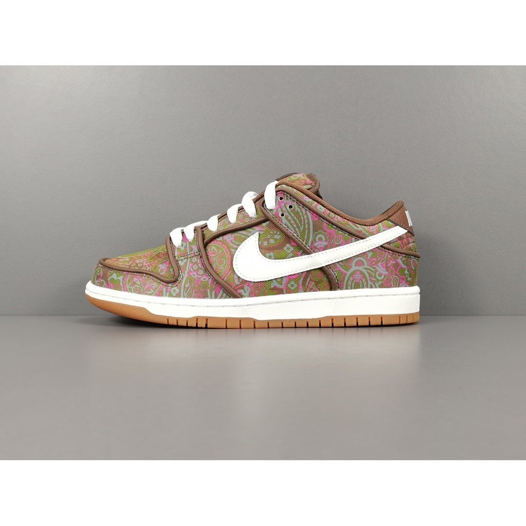 NIKE SB DUNK x PAISLEY BROWN