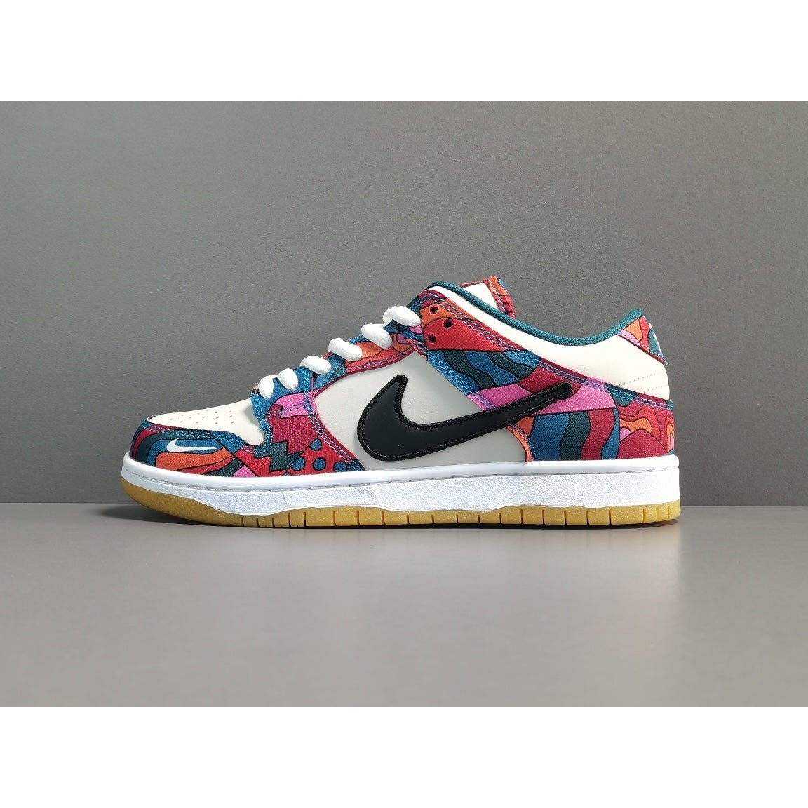 NIKE SB DUNK x PARRA ABSTRACT ART